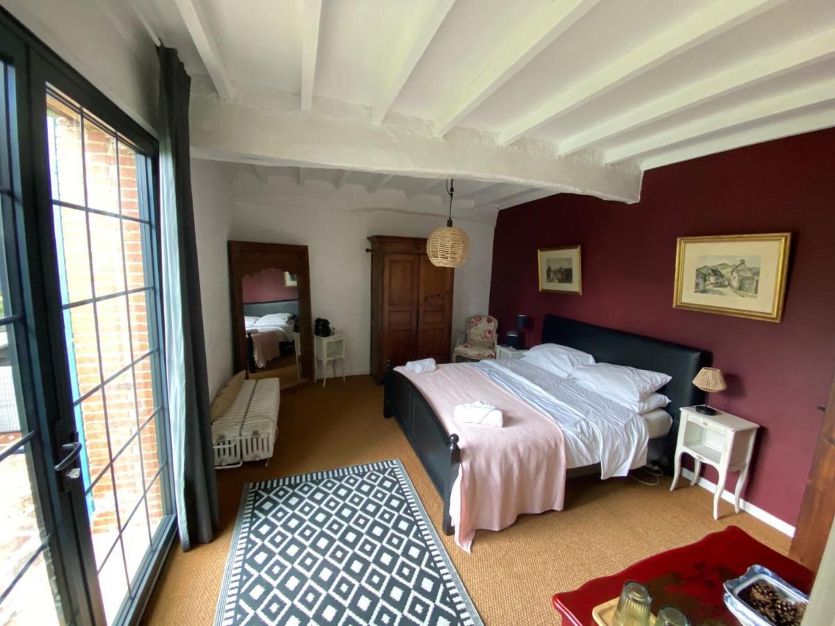 Domaine Du Tafiart Bed & Breakfast Sarron Ngoại thất bức ảnh