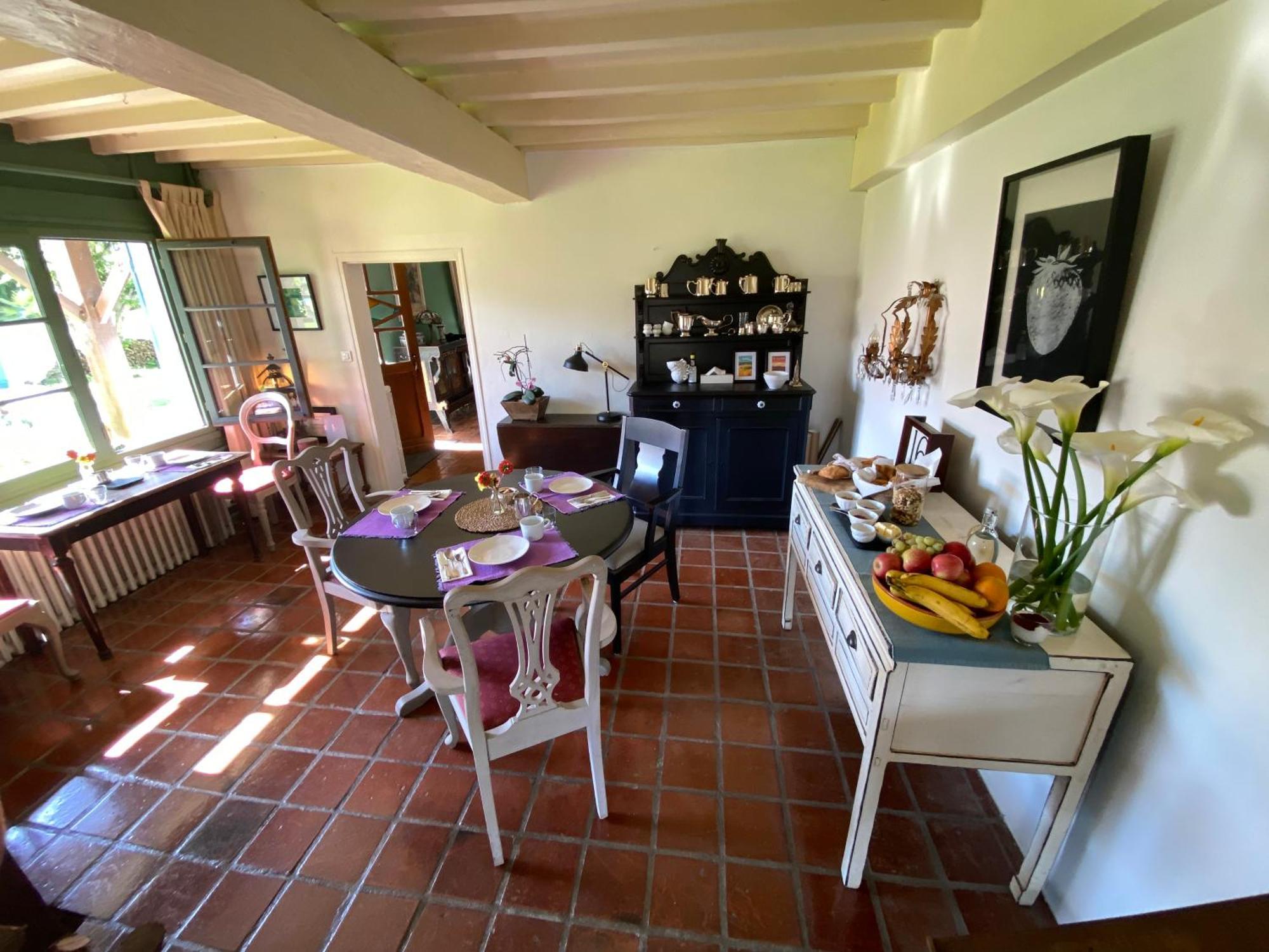 Domaine Du Tafiart Bed & Breakfast Sarron Ngoại thất bức ảnh
